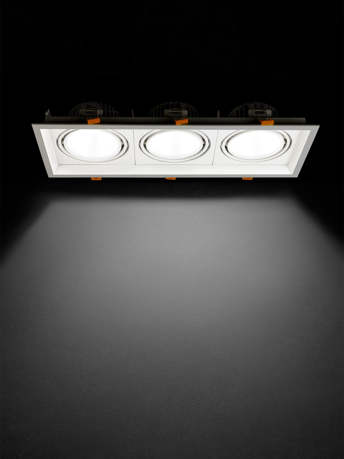 Светильник встраиваемый карданный "Фокус-1" LED CSL-01-3x11-NW 33 Вт, 35°, 4000 К, 80 Ra, IP20, TDM